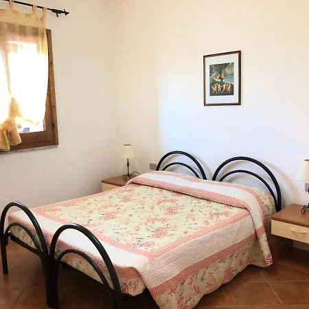 La Dimora Del Carrubo Casa de Férias Orosei